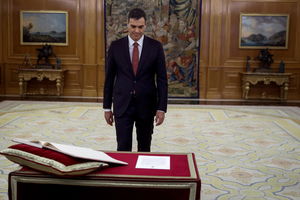 ZAKLEO SE PRED KRALJEM: Pedro Sančez položio zakletvu i postao premijer Španije