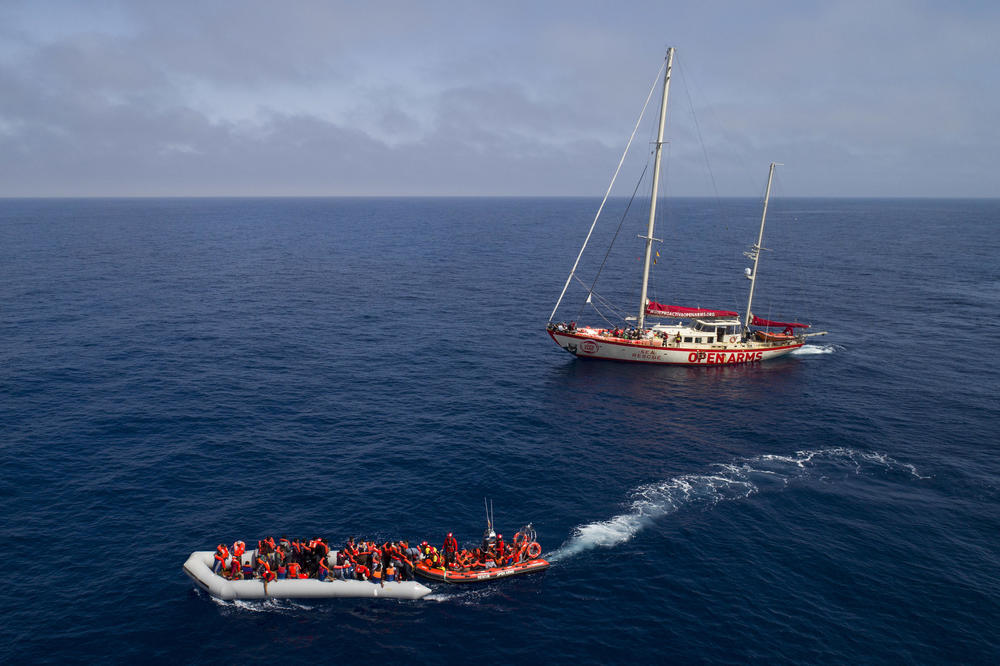 NESREĆA U TURSKOJ: 9 migranata stradalo u prevrtanju čamca, među njima i šestoro dece