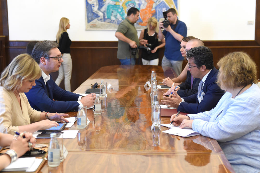 Vučić sa šefom OEBS u Srbiji razgovarao o reformama i medijima: Važno je da radimo u skladu sa evropskim primerima