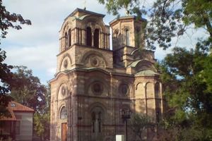 NEZAPAMĆENO RAZBOJNIŠTVO U KRUŠEVCU: Sarajliju (57) zatekli kako krade priloge usred crkve Lazarice