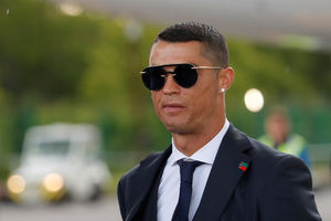 SVE JE SPREMNO ZA TRANSFER DECENIJE: Ronaldo doputovao u Torino (FOTO)