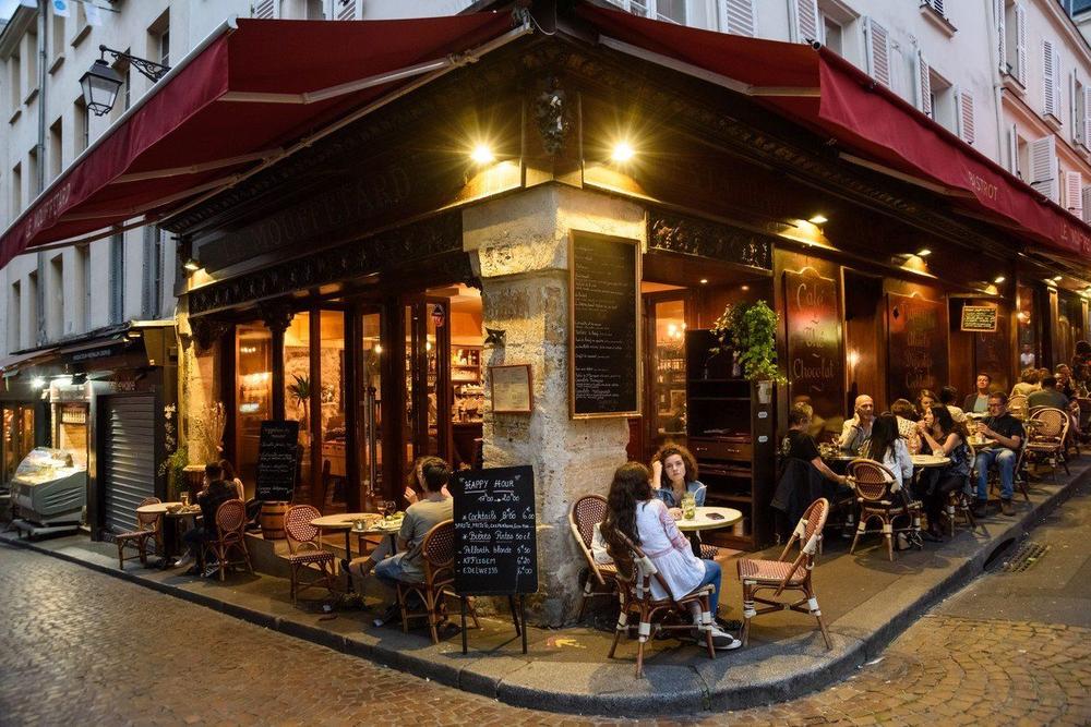 Pariz, kafić, bistro
