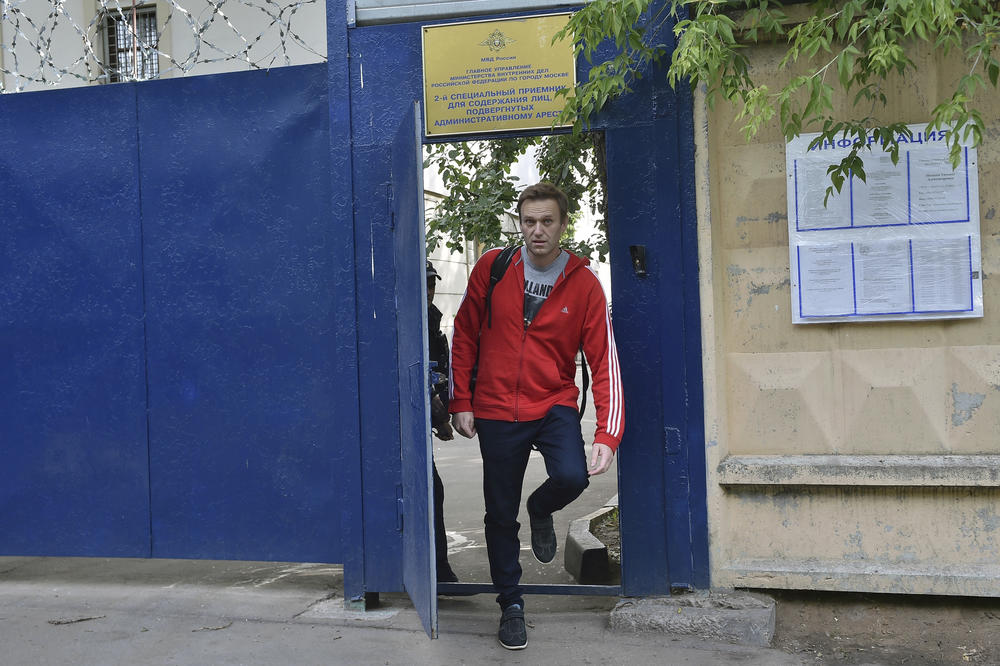 PUŠTEN NA SLOBODU: Navaljni izašao iz zatvora posle mesec dana, pa pohvalio kako je sve sređeno pred Svetsko prvenstvo