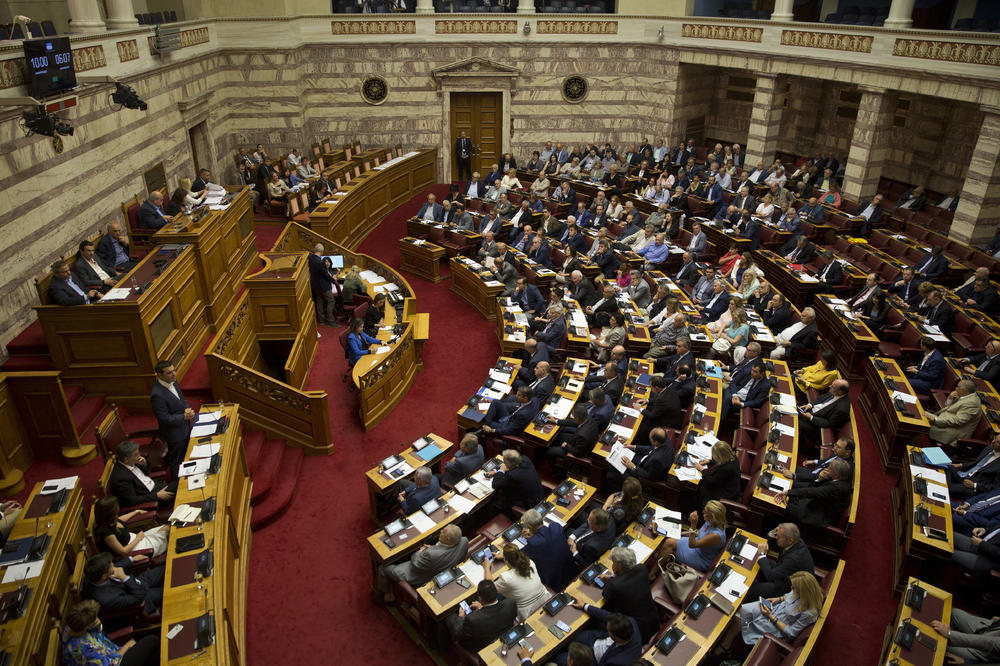 GRCI NEĆE GLASATI O IMENU MAKEDONIJE: Sednica parlamenta odložena za sutra, previše poslanika želi da govori