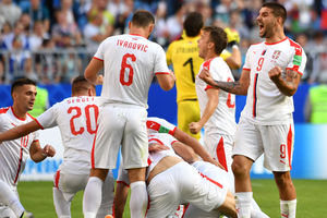 ORLOVI MOGU DALEKO: Heroji Srbije su OVO rekli posle trijumfa nad Kostarikom! Evo ko je pogodio tačan rezultat (KURIR TV)