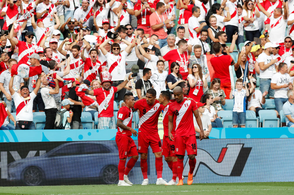 ZASLUŽENI ZVIŽDUCI ZA FRANCUZE I DANCE: Odigrali bez golova jer im je tako odgovaralo, utešna pobeda Perua