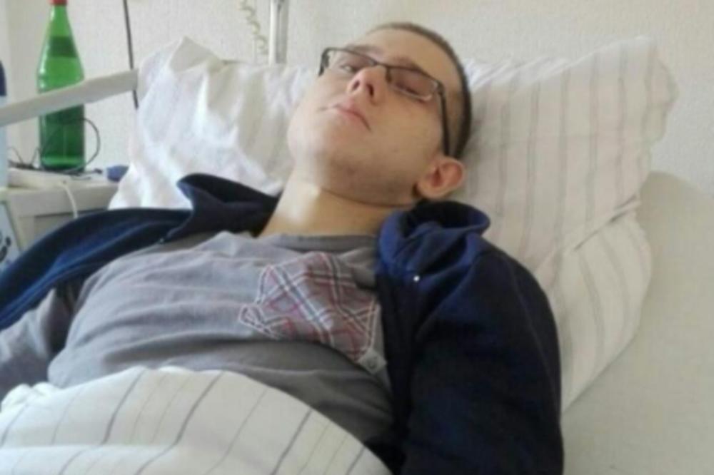 STEFANU (23) ISTIČE VREME: Pomozite, hitno mu je potrebna terapija matičnim ćelijama da pobedi leukemiju