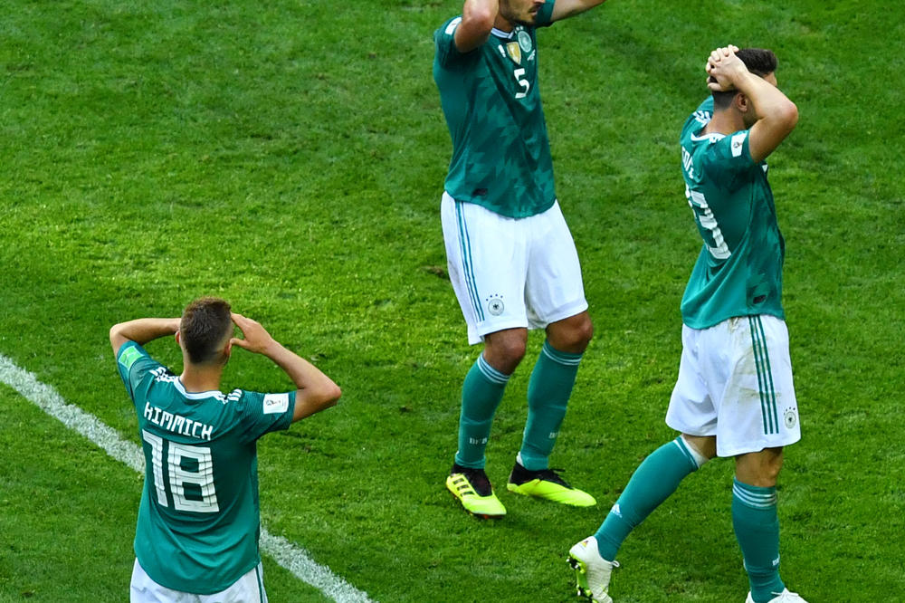 PROKLETSTVO ŠAMPIONA! NEVIĐENA SENZACIJA! Nemačka se žestoko osramotila protiv Južne Koreje i ispala sa Mundijala! Šveđani i Meksikanci u osmini finala!