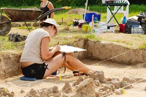 PROŠLOST U CENTRU GRADA: U Kelnu otkrivena drevna biblioteka!