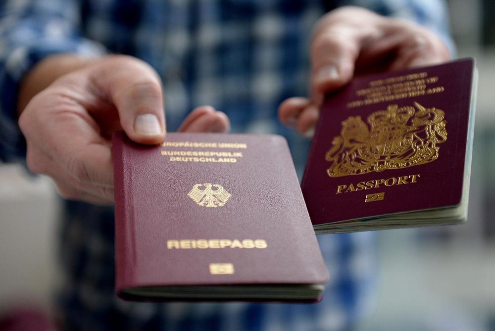 britanski pasoš, nemački pasoš, dvojno državljanstvo
