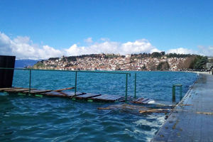 VODOSTAJI U MAKEDONIJI PROBIJAJU REKORDE: Raste nivo i Ohridskog  i Dojranskog jezera