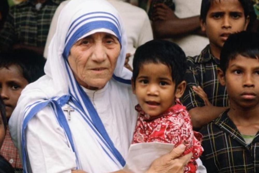 JEZIVO OTKRIĆE: Misionarke Majke Tereze prodavale i bebe, a posebni kupci imali i popust! (VIDEO)
