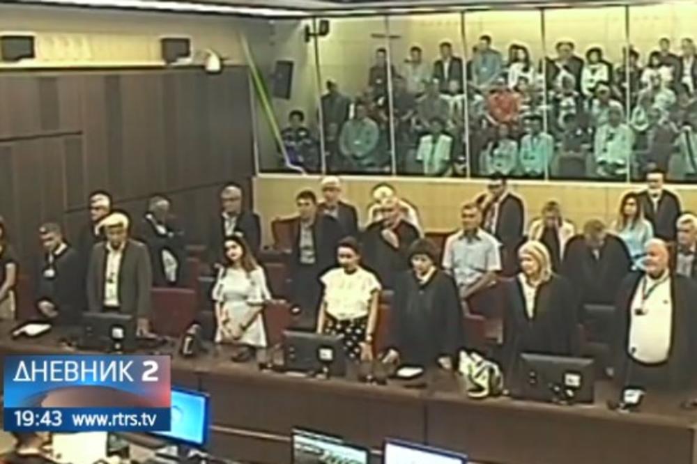 ŠOK! PREŽIVELI SRPSKI LOGORAŠI OČAJNI: Samo 60 godina robije za zverstva nad srpskim civilima je bedna kazna! Ovo je Bogu plakati!