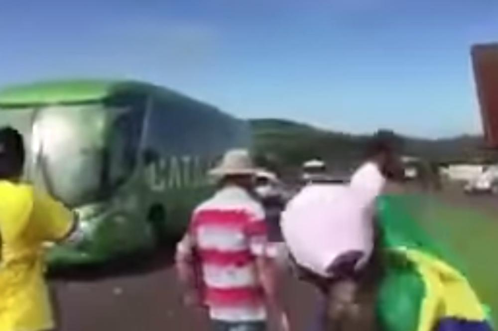 HAOS U BRAZILU! Nejmar i društvo kamenovani zbog debakla na Mundijalu (VIDEO)