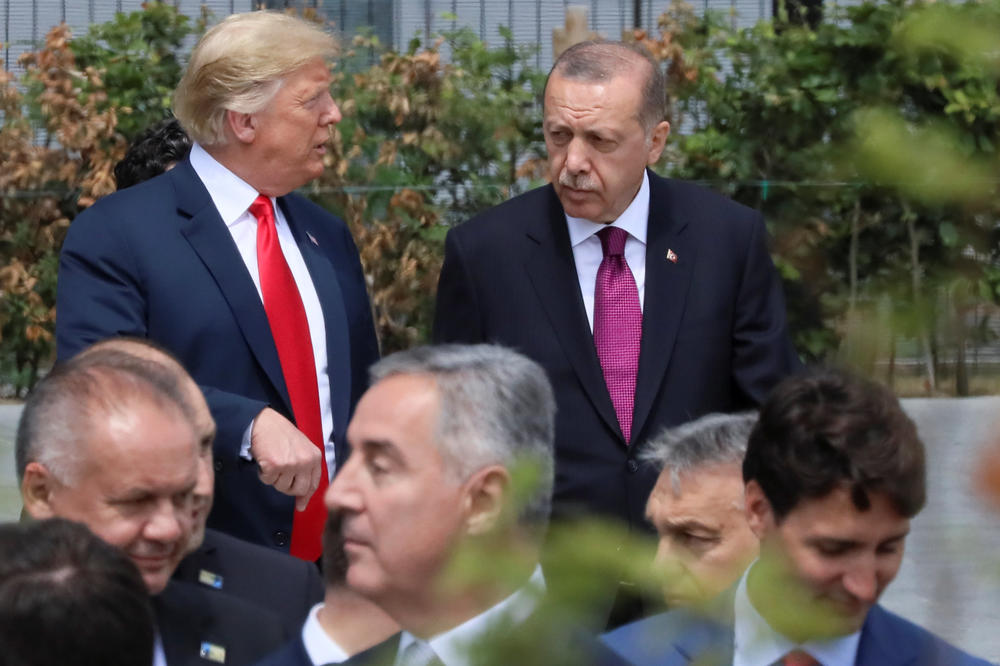 NEMAČKI MEDIJI: Tramp gura Erdogana ka Putinu, ali ne i ka izlazu iz NATO! To ni Rusiji NIJE U INTERESU