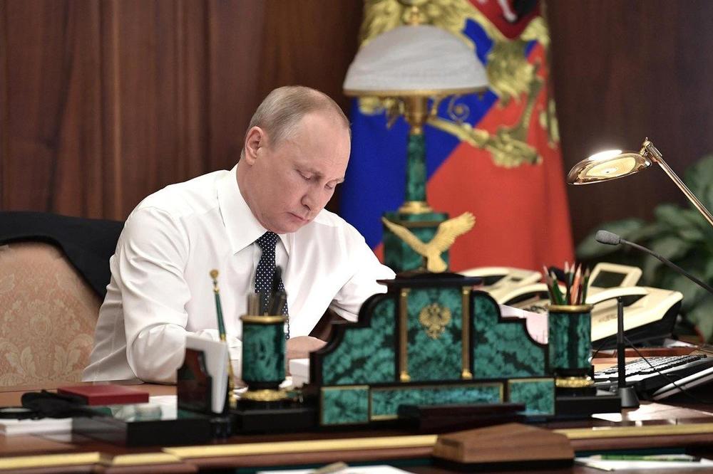 OSTAJE ZABRANA: Putin produžio sankcije protiv EU