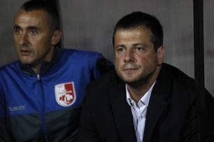 NIŠLIJE BEZ PORAZA: Evo šta je Lalatović rekao fudbalerima Radničkog pred meč sa Zemunom