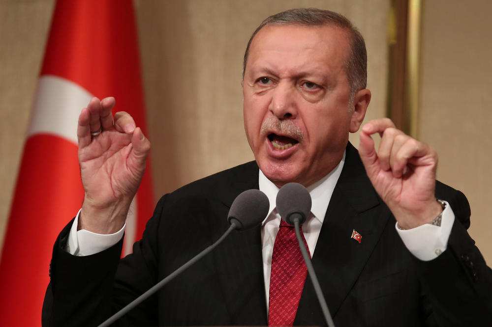 DRMA LI SE SULTANU TRON? Evo kako je Erdogan doveo Tursku do tačke bez povratka
