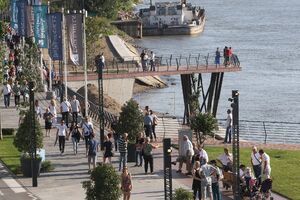 RADOJIČIĆ: Beograd dobija GSP i na rekama! Ista kartica za prevoz važiće u autobusima, tramvajima, trolejbusima i BRODOVIMA