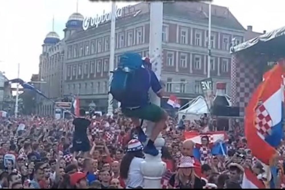 KAKAV LUDAK! Došao u dresu Francuske među 50.000 Hrvata i ŽESTOKO SE POKAJAO! Pogledajte, jedva izvukao živu glavu! (VIDEO)