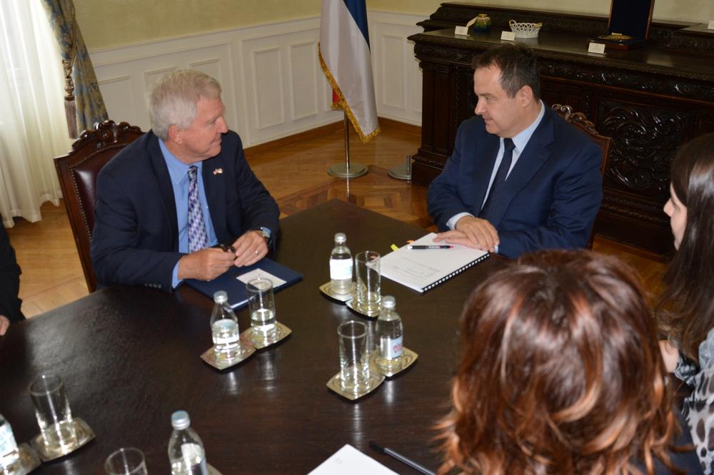 DAČIĆ SE SASTAO SA SKATOM: Srpski ministar ide u SAD zbog 100 godina od podizanja srpske zastave na Beloj kući