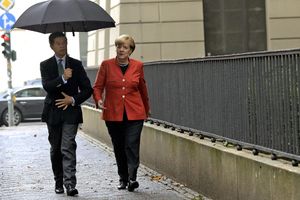 PRVI PUT U POSLEDNJIH 10 GODINA: Merkelova neočekivano otkazala odmor, ali se njen muž već snašao