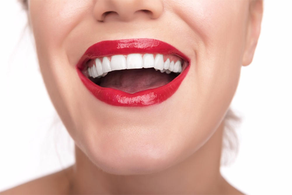 6 NIJANSI BELJI ZUBI: Evo kako da izbelite zube SAMI i BEZ HEMIKALIJA!