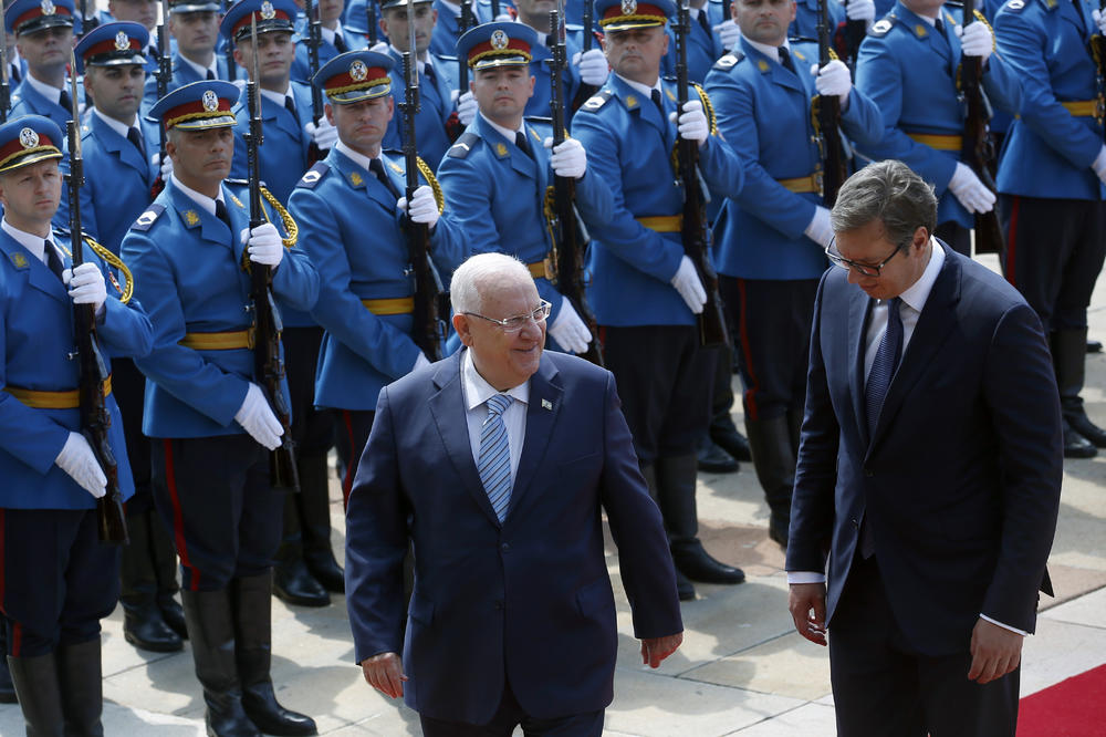 SVEČANI DOČEK ISPRED PALATE SRBIJA: Vučić himnom i gardom dočekao izraelskog predsednika (KURIR TV)