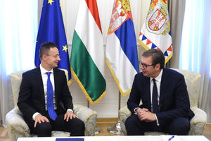 ŠEF MAĐARSKE DIPLOMATIJE U POSETI BEOGRADU Vučić i Sijarto o dijalogu sa Prištinom: Kompromis nužan zarad mira i stabilnosti u regionu
