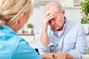 NIKADA NE KRITIKUJTE PONAŠANJE BOLESNIKA: Kako komunicirati s dementnom osobom