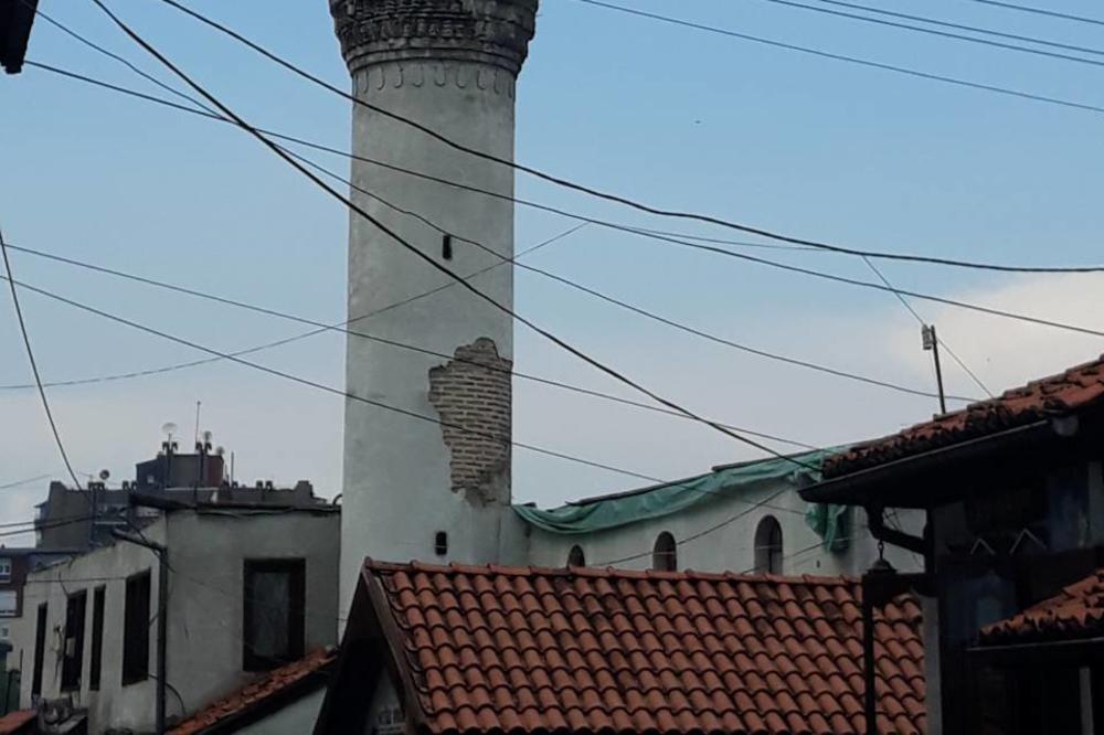 ​​​​​​​BURA U NOVOM PAZARU: Bagerima porušena Arab džamija iz XVI veka pod izgovorom rekonstrukcije