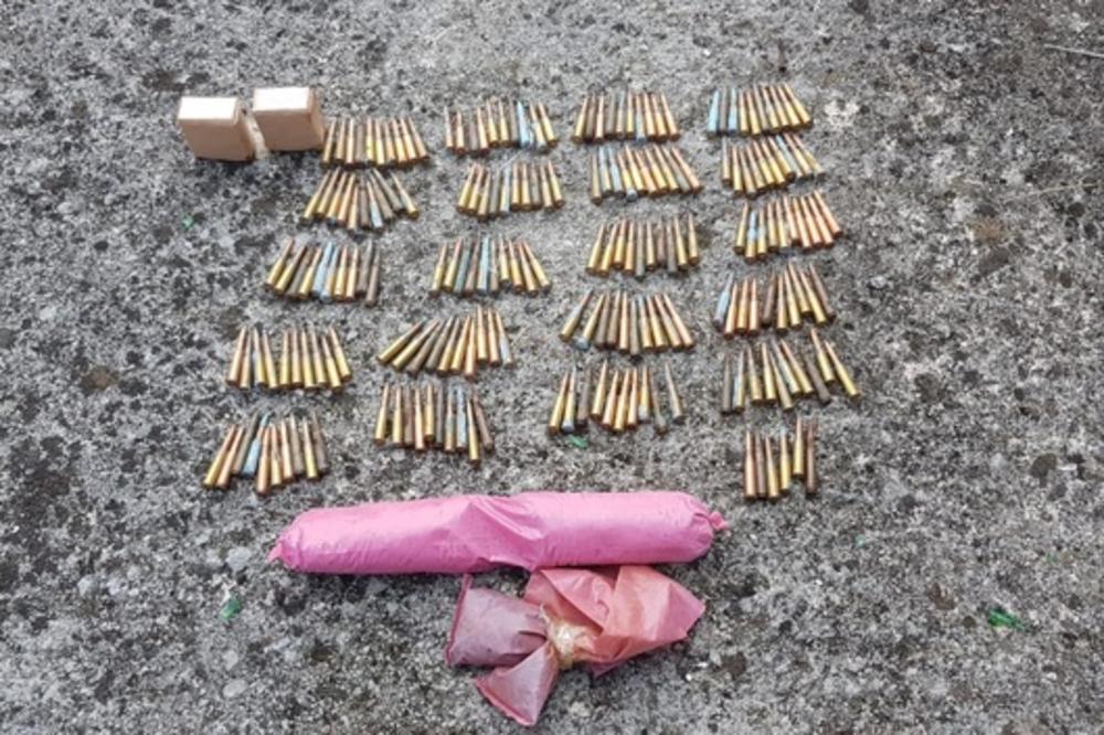 AKCIJA CRNOGORSKE POLICIJE: Pronađeni skriveni eksploziv i municija kod Bigova