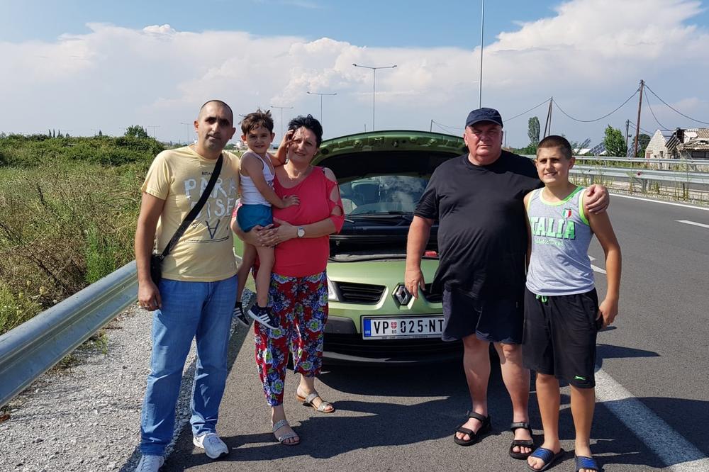 PALMA KAO POMOĆ NA PUTU: Prvo je poveo kolo u Paraliji, a onda je pomogao srpskoj porodici na auto-putu! (FOTO)