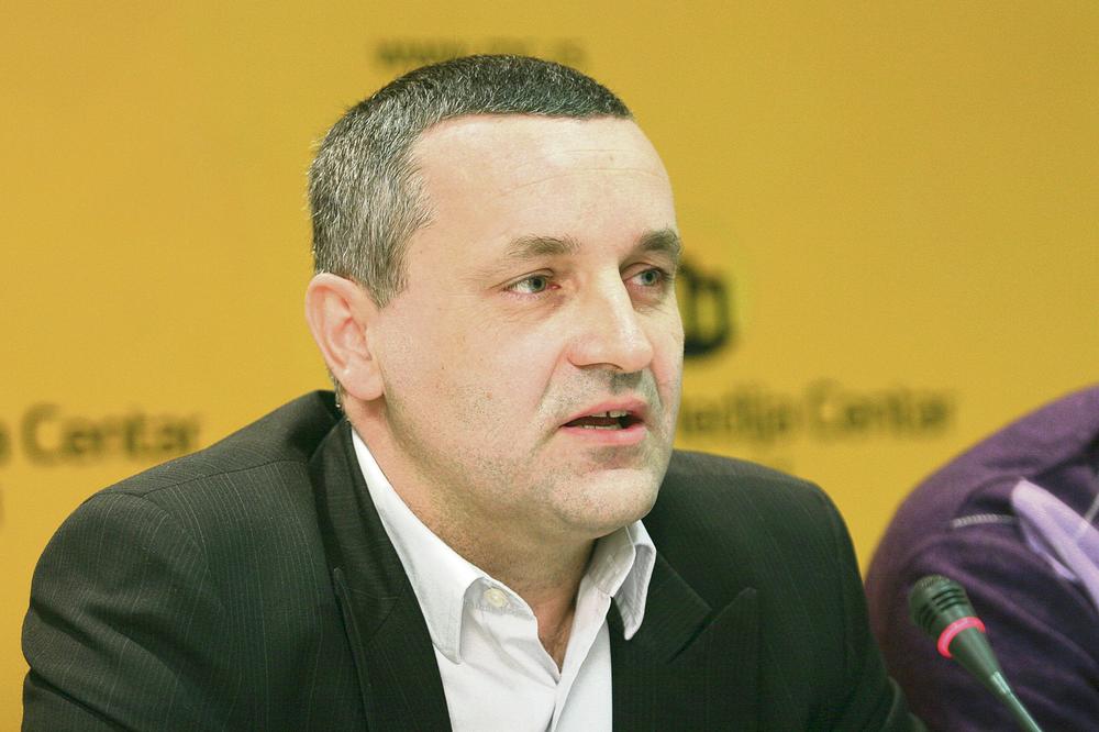 LINTA: Neprihvatljiv odnos Crne Gore prema srpskim političarima i intelektualcima