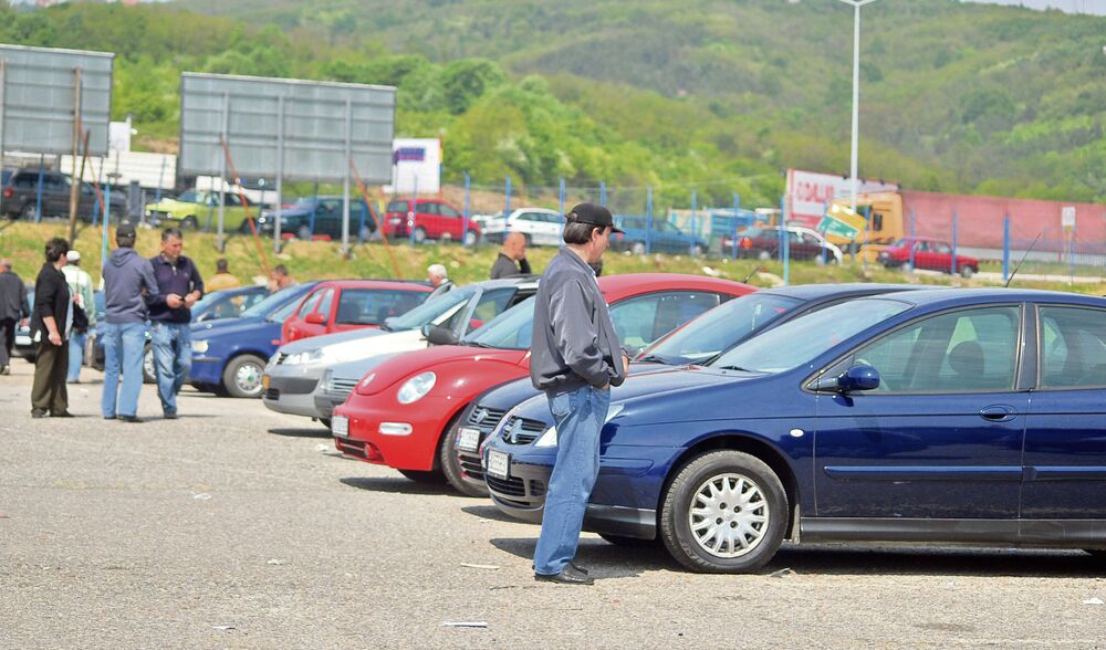 polovnjaci, polovni automobili, auto-plac