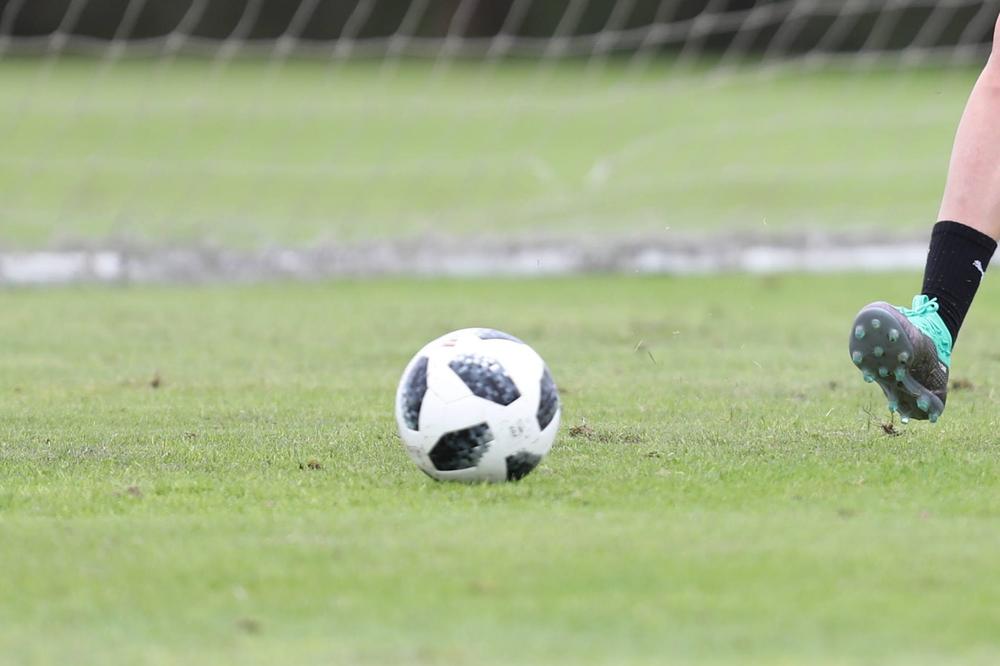 HOROR U HOLANDIJI! Mladi golman (13) umro posle sudara sa protivničkim fudbalerom!