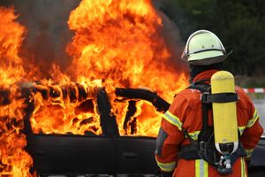 INCIDENT NA GRANICI: Grku zapaljen automobil u Đevđeliji