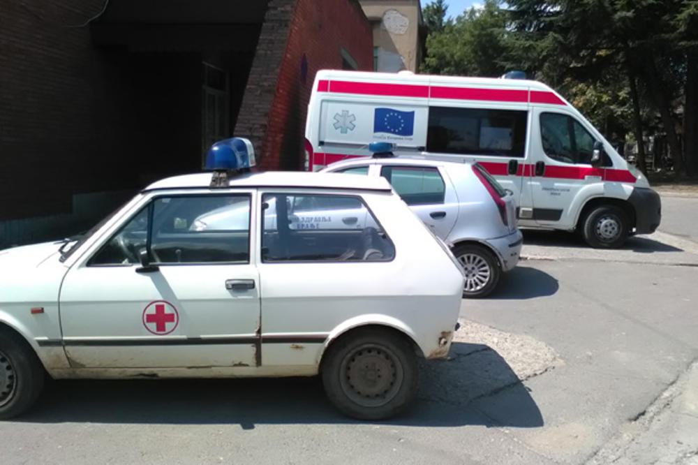 JEZIVA NESREĆA U VRBASU, JELICU USMRTILO VOZILO HITNE POMOĆI! Nesrećna žena bila u poseti ćerki, prelazila pešački kada je POKOSIO sanitet!