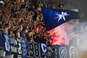 DOKAZ IPAK POSTOJI: Pojavila se fotografija FAMOZNE zastave zbog koje će Dinamo iz Zagreba biti drastično kažnjen! Ustaški simbol BODE OČI! Čitav skandal razotkrio jedan SRBIN (FOTO)