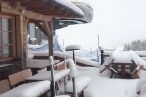 SNEG U AVGUSTU KAO DA JE JANUAR: Zabelelo se na planinama u Italiji i Sloveniji i to debelo! Temperature u minusu (VIDEO)