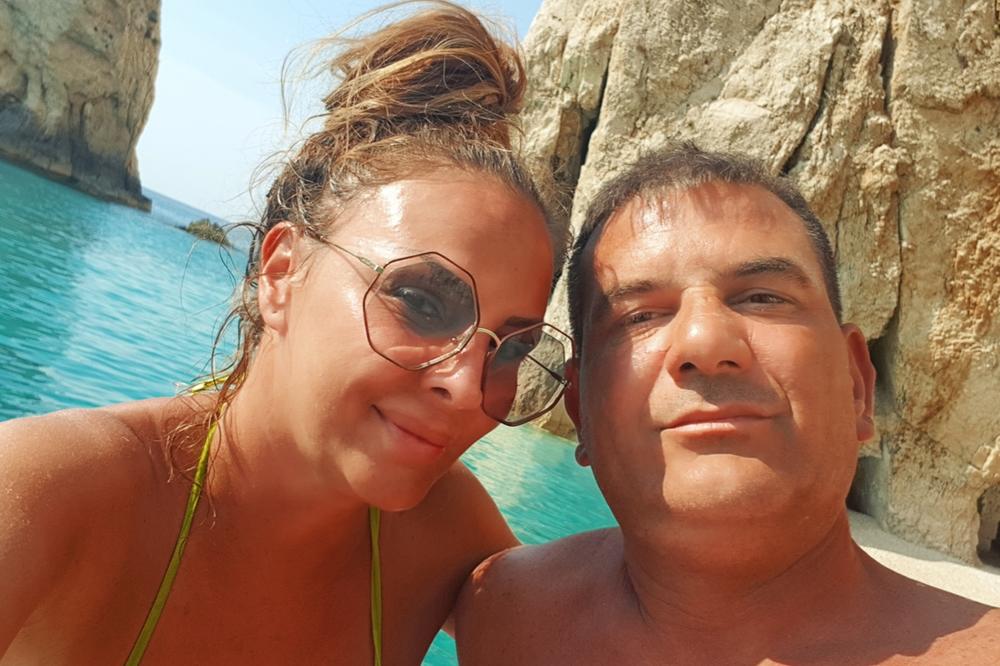 SVE SU POUDAVALI, PA I MENE DA SE REŠE: Biljana Sečivanović (43) udaje se u maju, a ovo su svi DETALJI! Evo kakva će biti venčanica i da li će ispoštovati TRADICIJU!