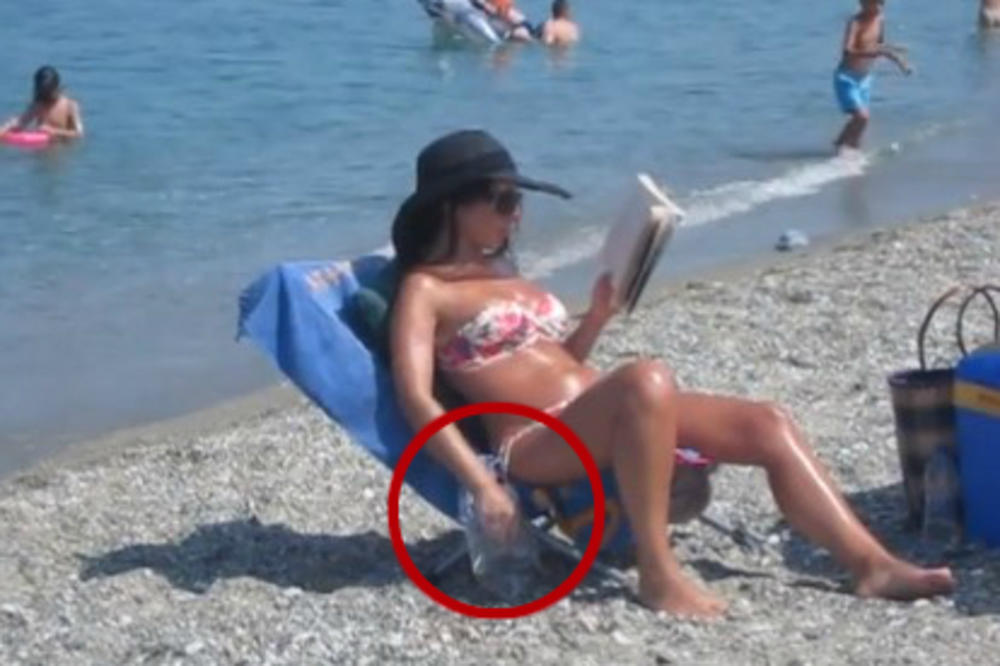 EVO ZAŠTO STRANCI MISLE DA SU SRBI ALJKAVI: Devojka sedela na plaži, a svi su gledali u nju zbog OGAVNE stvari koju je radila 30 minuta! (VIDEO)