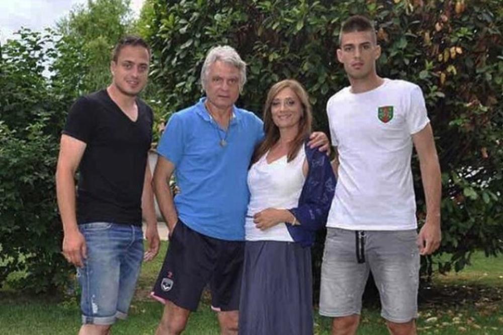 CENTARFOR NA DEDU: Pogledajte kako Andrej Savić, sin Vujadina i unuk Duleta, cepa mreže (VIDEO)