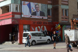 KOSOVSKA MITROVICA NA NOGAMA, ČEKA SE PREDSEDNIK: Građani veruju da će Vučić posetiti Kosovo, uprkos pretnjama (FOTO)