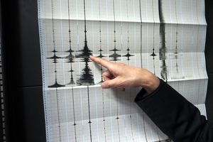 KAO DA SE KAMION ZABIO U ZGRADU: Zemljotres od 3,6 stepeni uspaničio Kaliforniju
