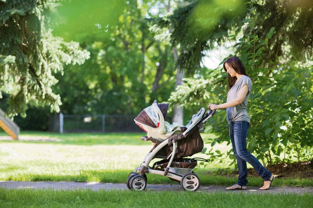 UMESTO PLATE - 1.000 DINARA: Ovo su najgore posledice novog zakona koji se tiče NOVOPEČENIH MAMA U SRBIJI