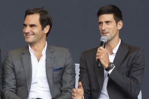 PA, KAD NE MOGU DA GA POBEDIM... Federer urnebesnom izjavom o Novaku nasmejao čitav svet! (VIDEO)