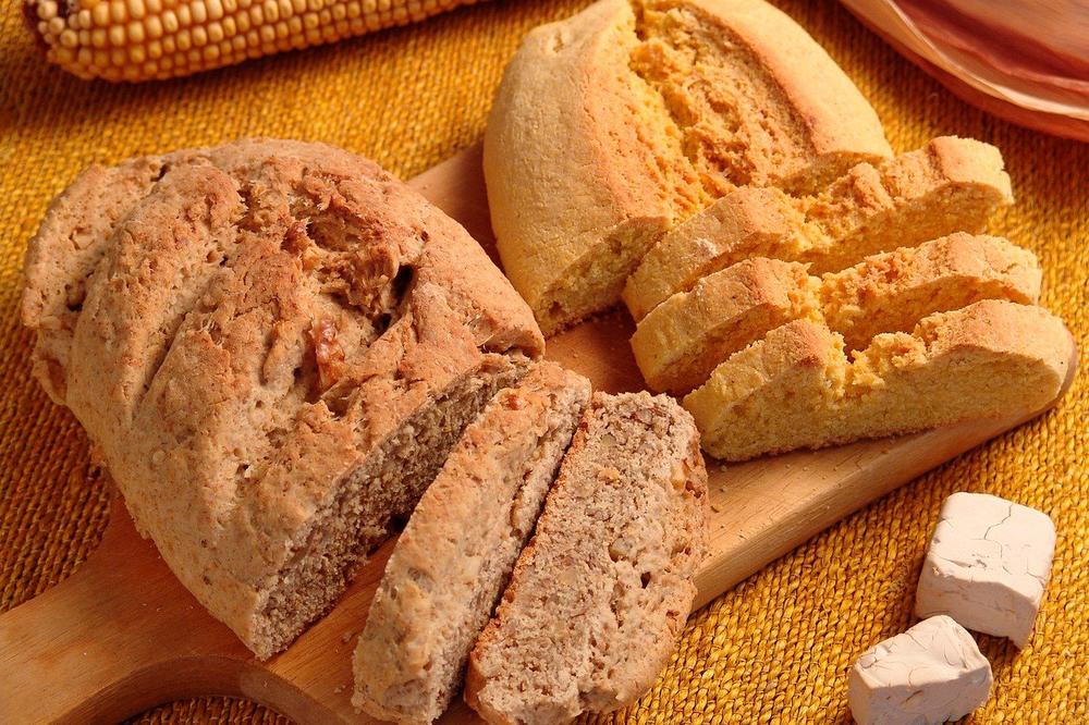 UKUSAN I MEKAN HLEB SA KROMPIROM: Stari zaboravljeni recept! Da vaš hleb bude SVEŽ I SUTRADAN!
