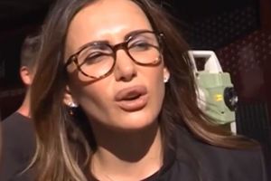 TURSKI MEDIJI GORE OD EMINE I NJENOG DEČKA: Novi detalji veze pevačice i milionera! (VIDEO)