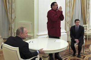 STIVEN SIGAL ODE U POLITIČARE: Ja sam Putinov čovek i sa zadovoljstvom bih bio guverner!